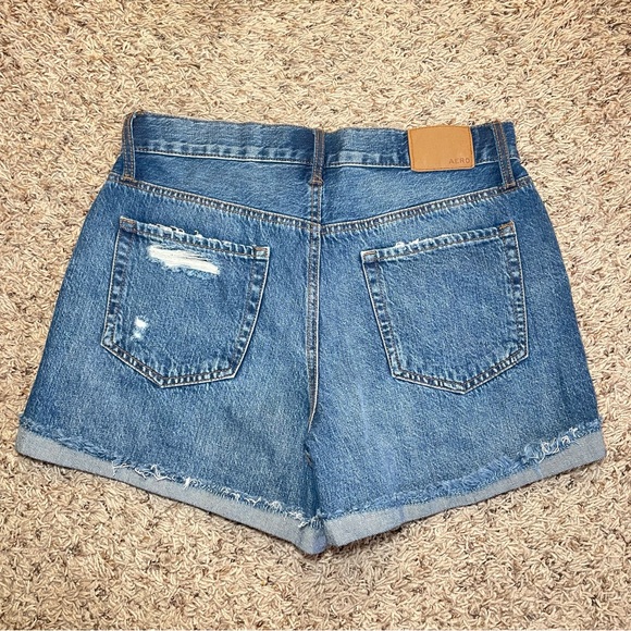 Aeropostale High Waisted Denim Distressed Mom Jean Shorts Size 10 - Picture 2 of 10